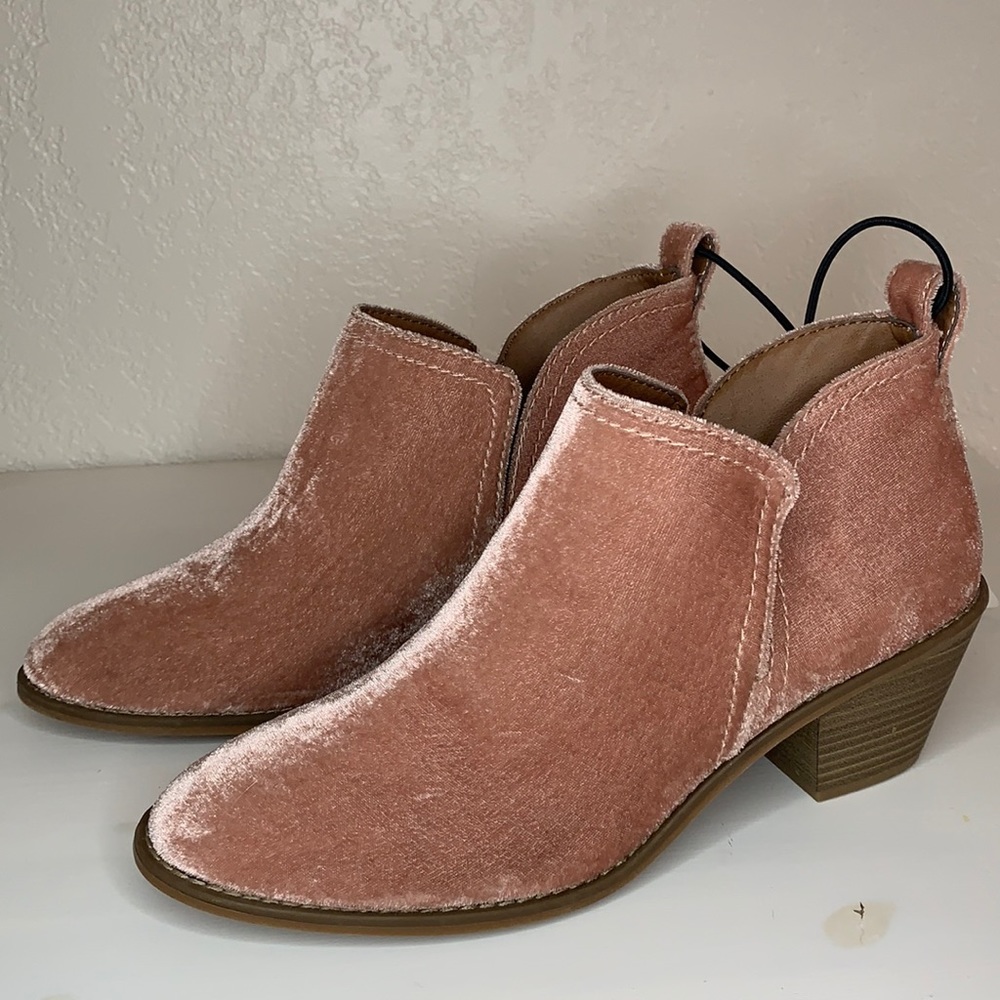 Brand new blush pink crushed velvet ankle booties